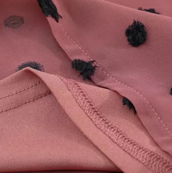 ♥️New Swiss Dot texture top - Picture 8 of 15